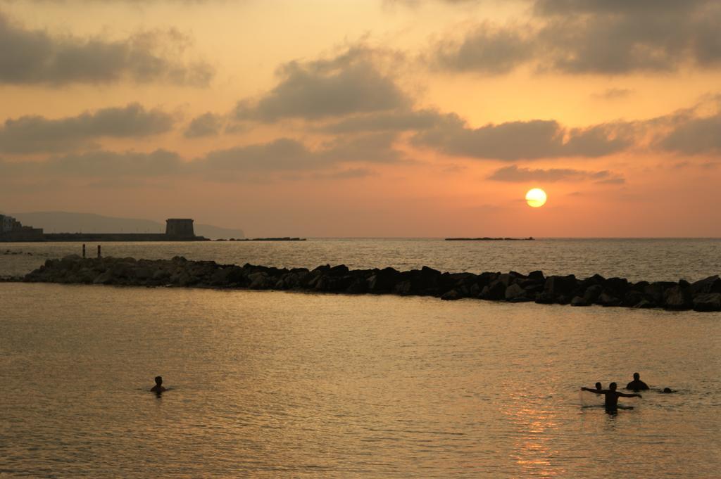 Ai Due Cortili Leilighet Trapani Rom bilde